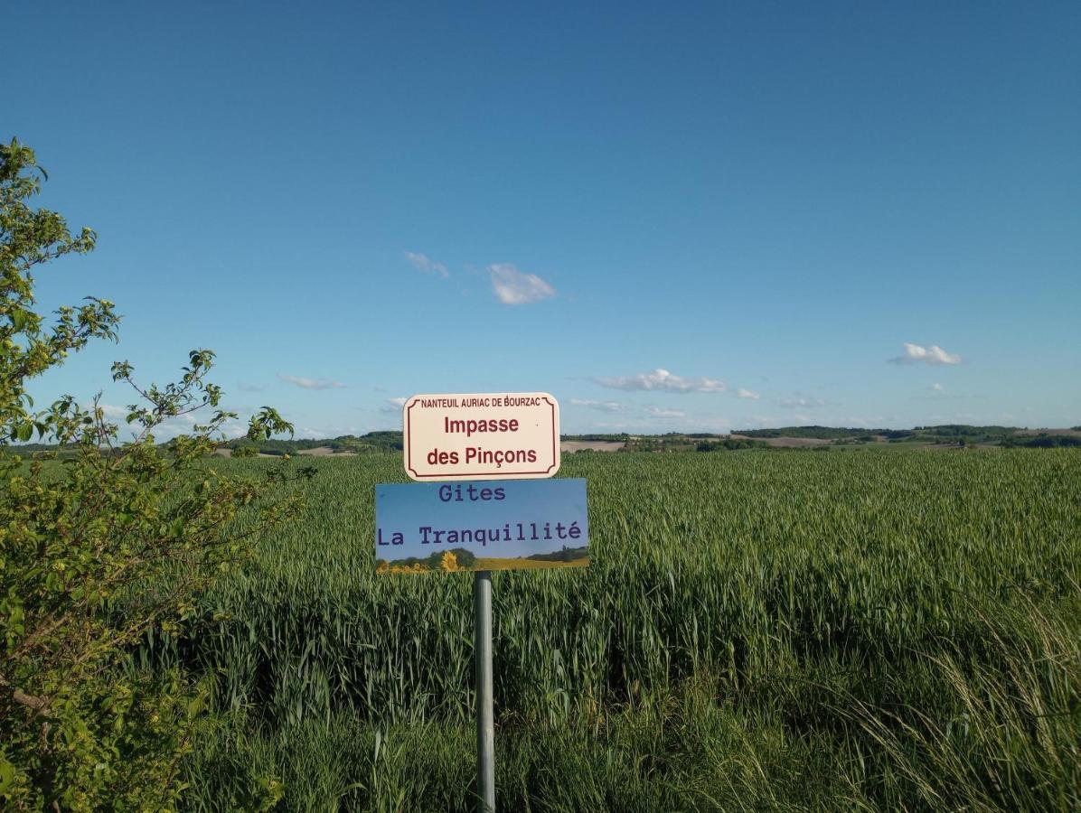 Villa La Tranquillité, Le Repos Nanteuil-Auriac-de-Bourzac Exterior foto